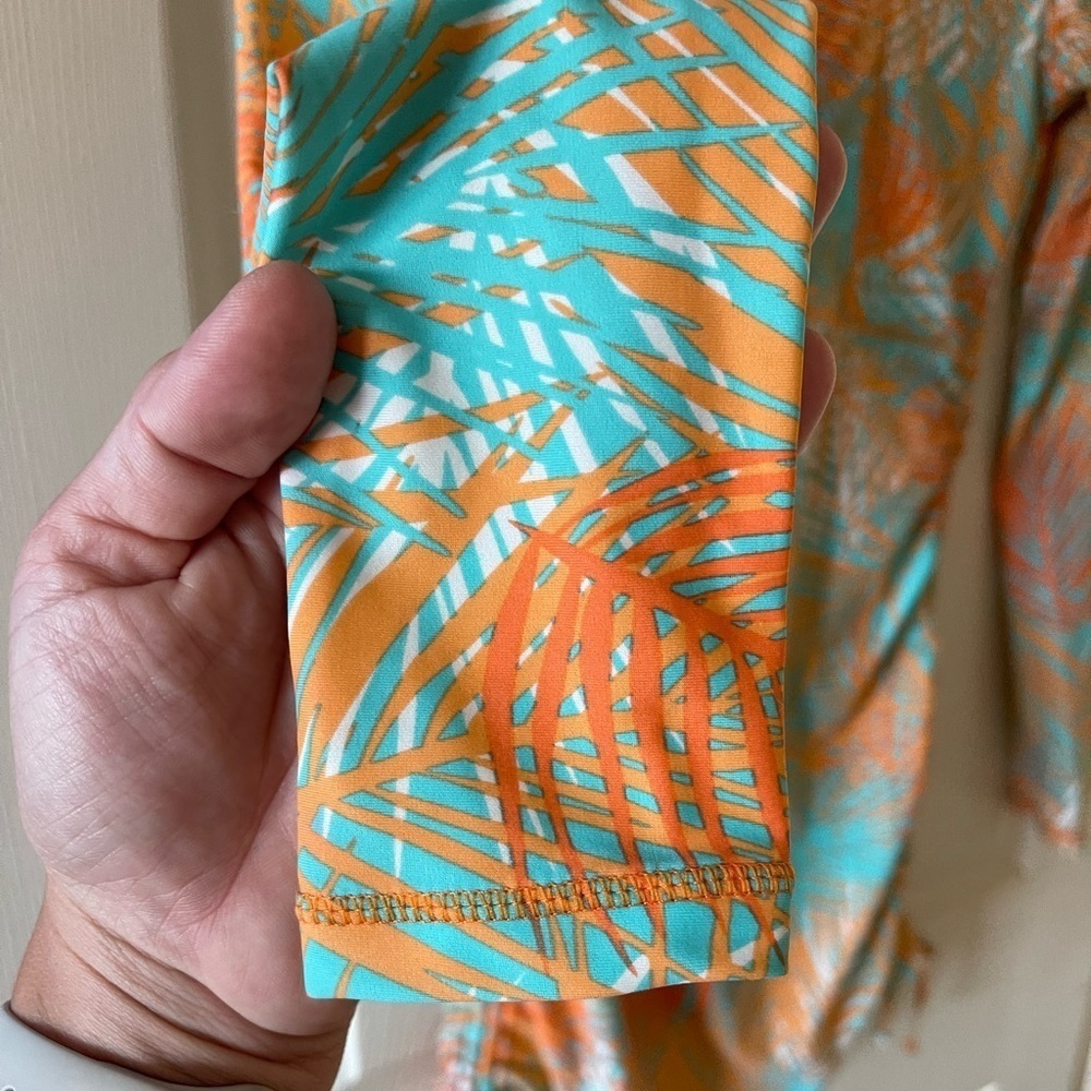 Cabana life longsleeve swim top/Dress • Women’s unsized - Picture 3 of 9